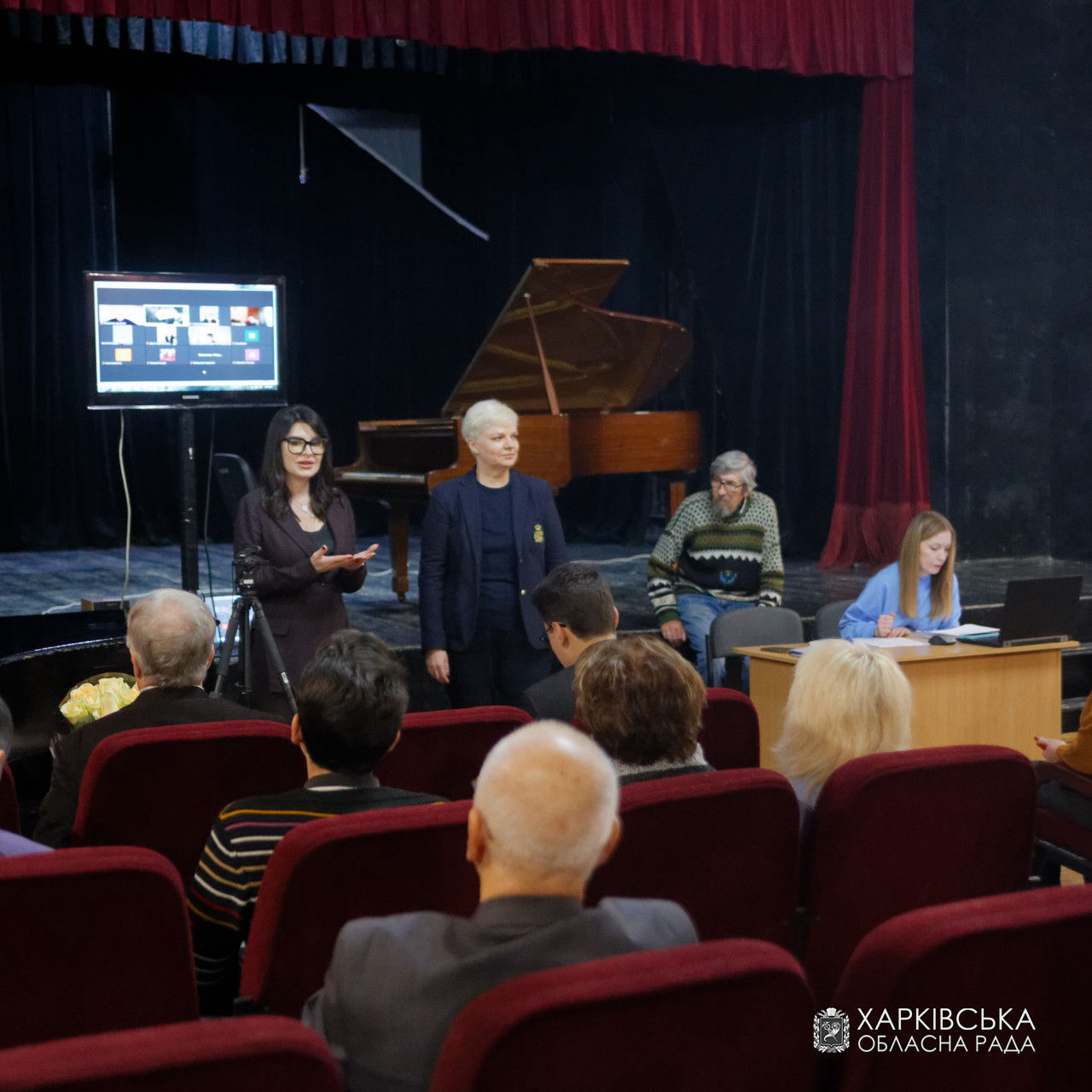 Колектив Харківського Національного Університету мистецтв ім. І.П. Котляревського отримав відзнаки обласної ради