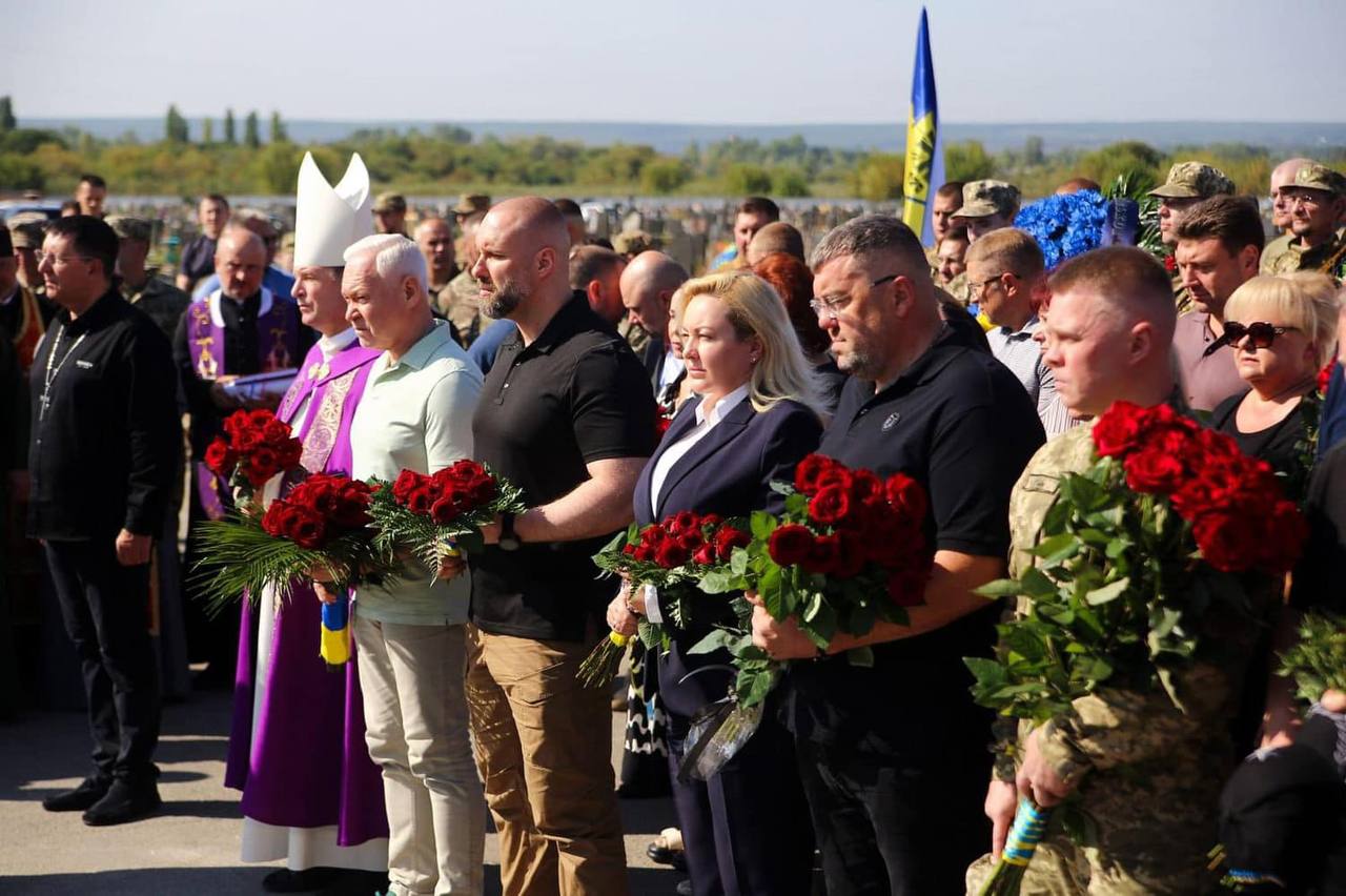 На Харківщині вшанували памʼять загиблих Захисників і Захисниць