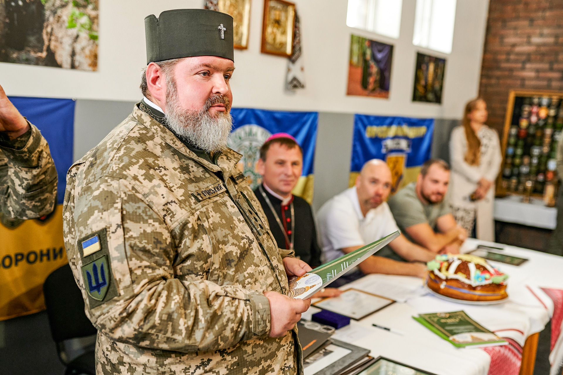 З нагоди Дня військового капелана відзнаки Харківської обласної ради отримали представники ПЦУ