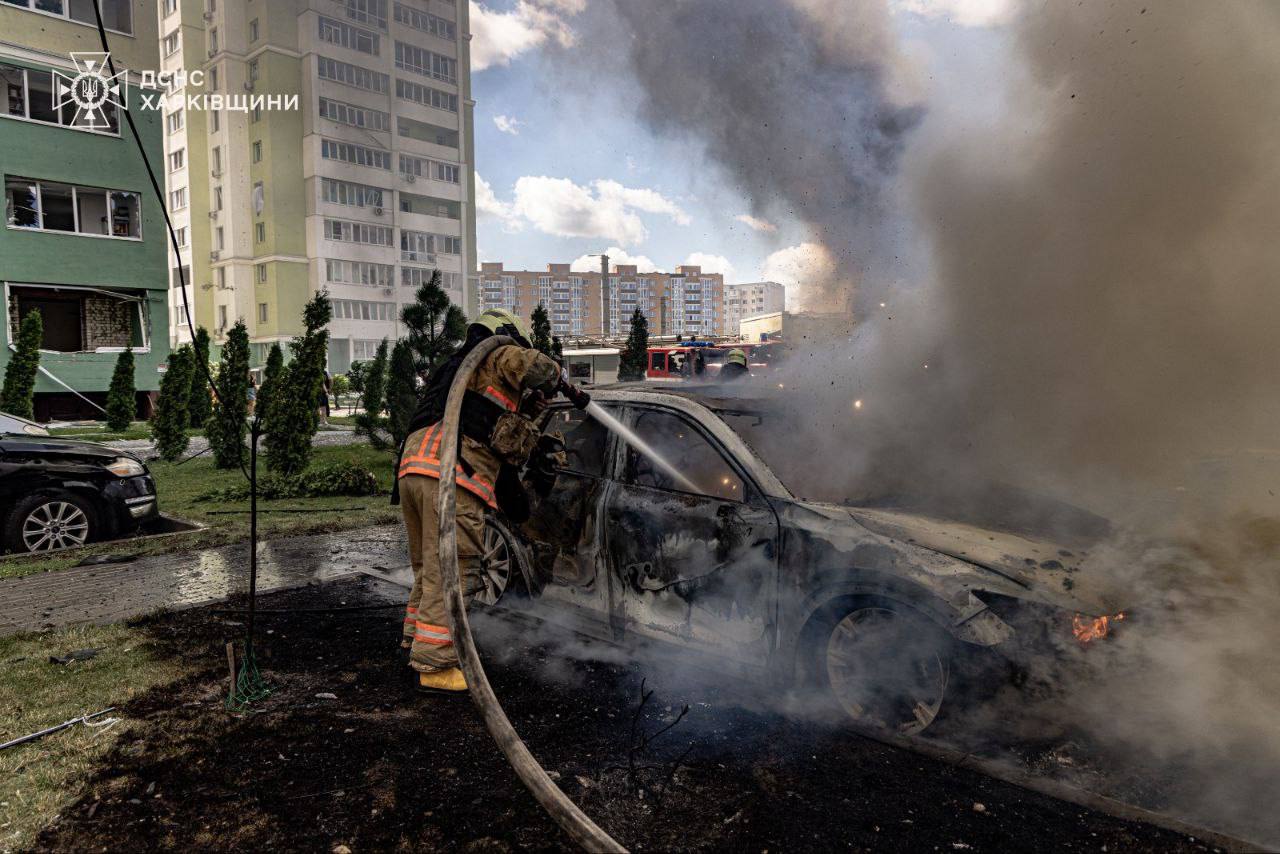 Внаслідок удару КАБами постраждали десятки людей