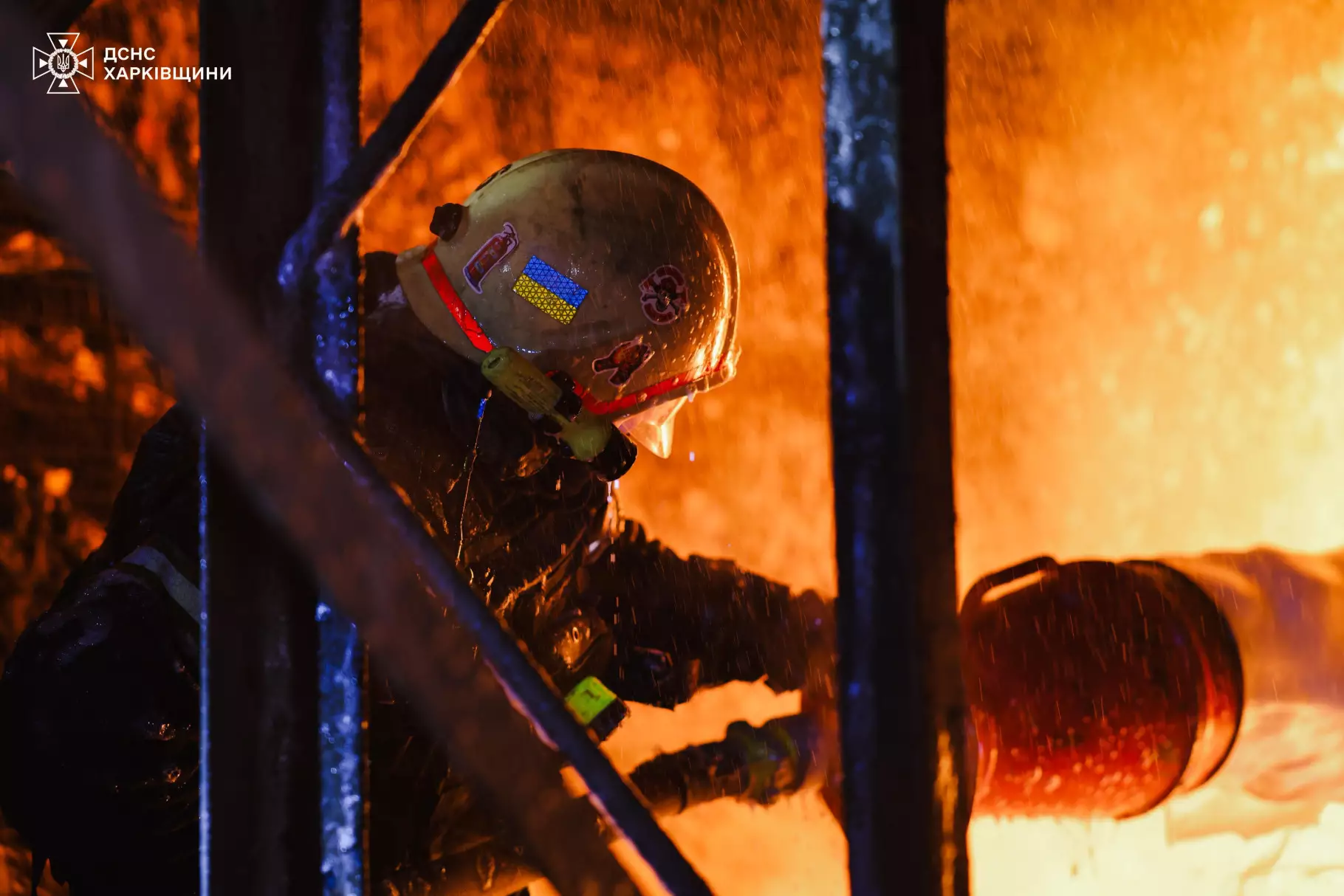 Сьогодні вночі внаслідок ворожих ударів БпЛА по Харкову сталося чотири пожежі