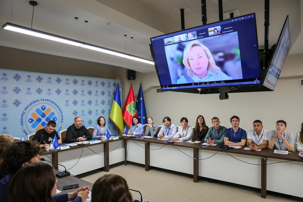 На Харківщині обрали керівний склад Молодіжного конгресу та визначили делегатів до Палати регіональних молодіжних конгресів
