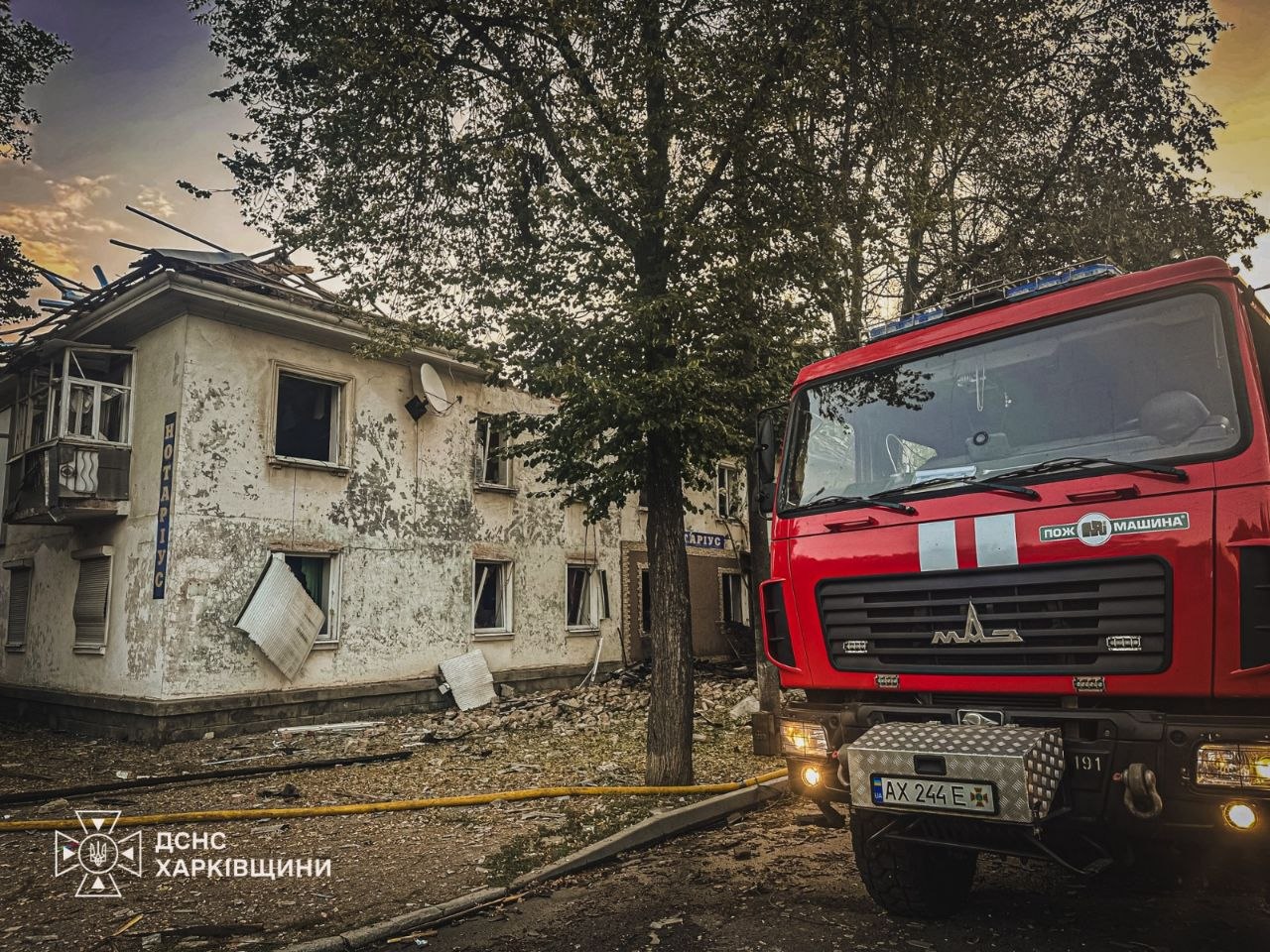 Внаслідок масованого ворожого удару безпілотниками по Лозівській громаді є загиблі та постраждалі